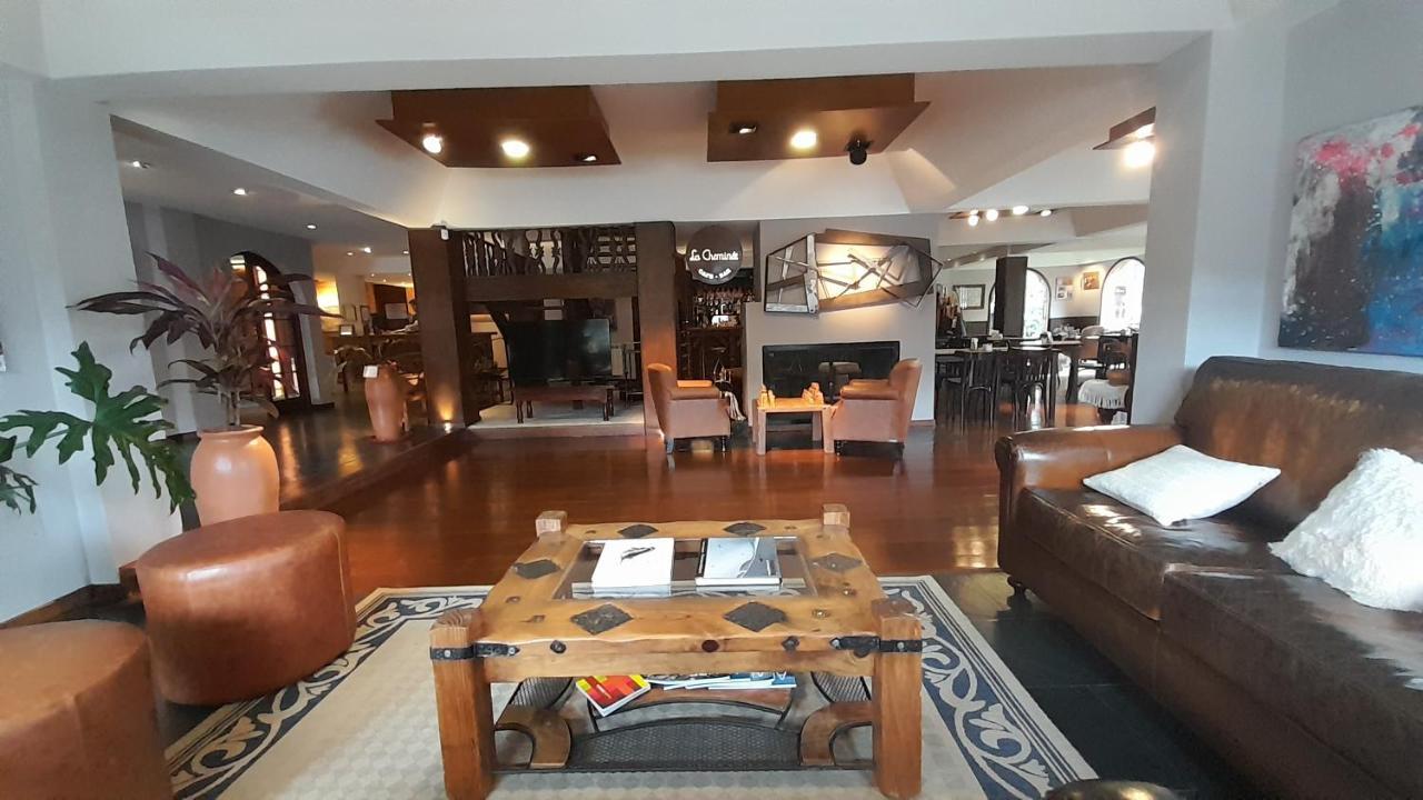 & La Cheminee Hotel